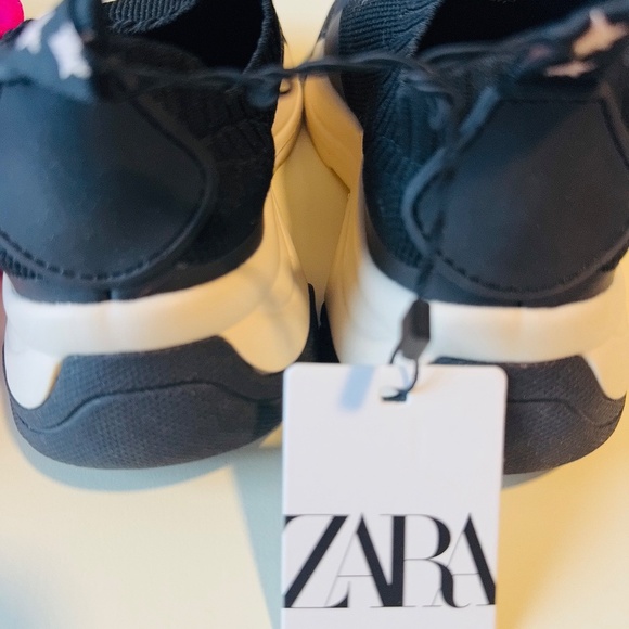 ZARA Breathable Lightweight Solid Color Sneakers KIDS shoes - size 5 - Picture 5 of 6